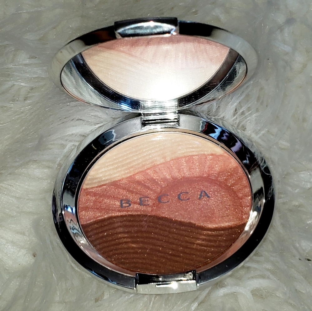 BECCA endless bronze & glow